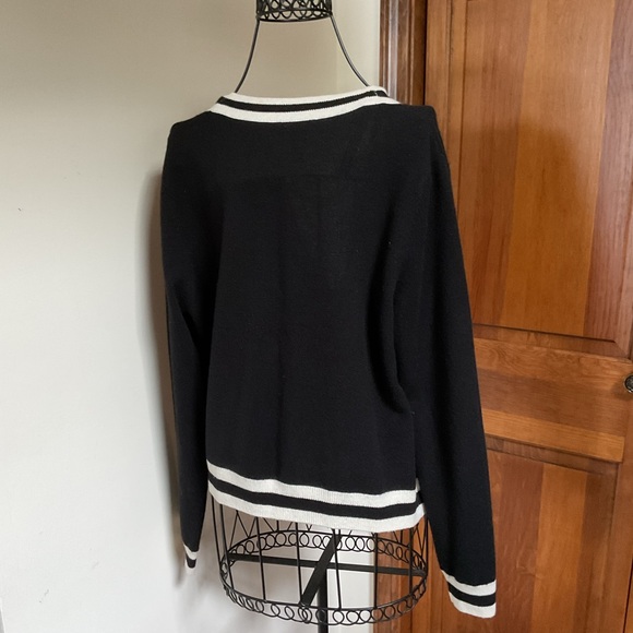 AQUA Cashmere
Stripe Trim Novelty Button Cashmere Cardigan - Large - Picture 5 of 6